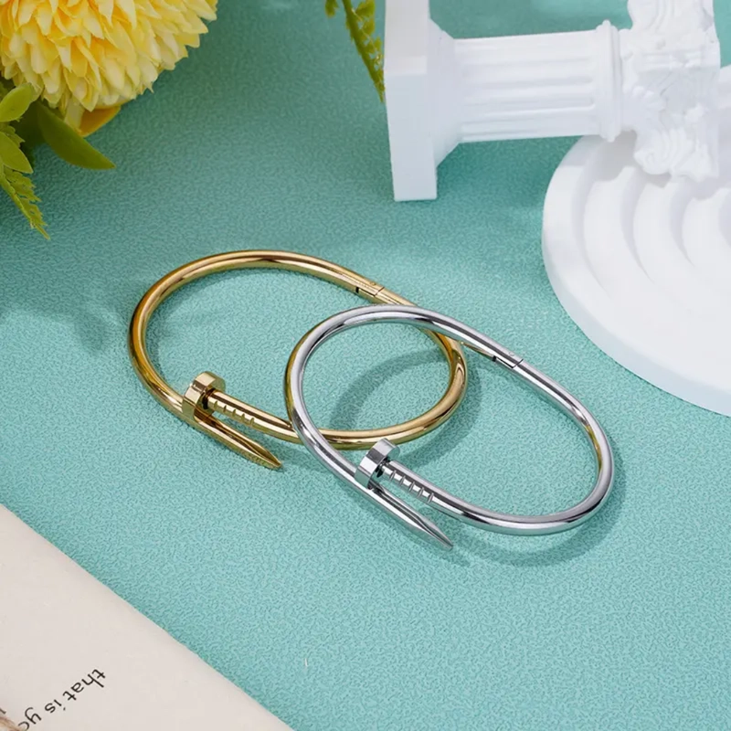 Product image KAHASIL Gelang Titanium Anti Karat dan Luntur Fashion Pria Wanita Casual KH003 all variant BLACK